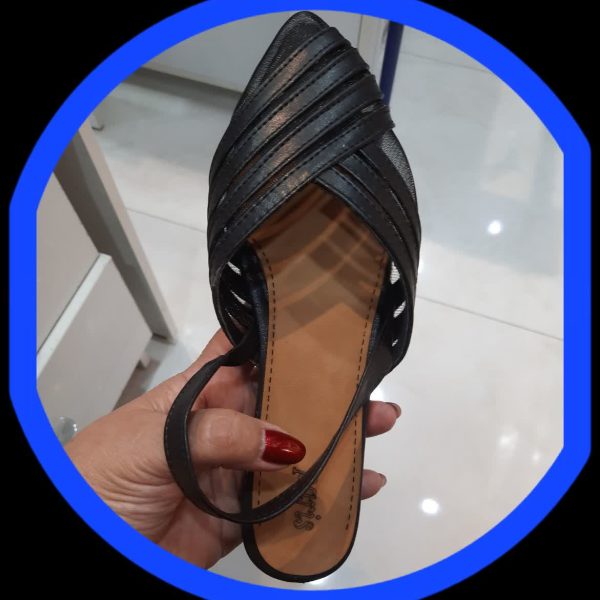 اسلیپر چرم زنانه شیک و راحت برای استفاده روزمره