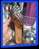 اسلیپر چرم زنانه شیک و راحت برای استفاده روزمره
